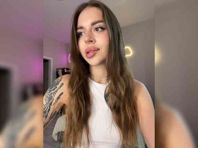 -Aperol- Live Webcam on BongaCams