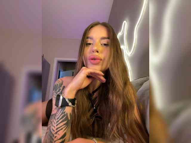-Aperol- Sex Cam Show