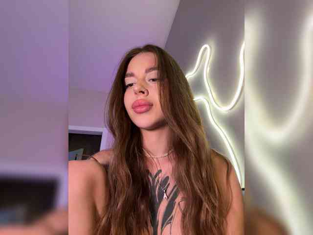 -Aperol- Sex Cam Show