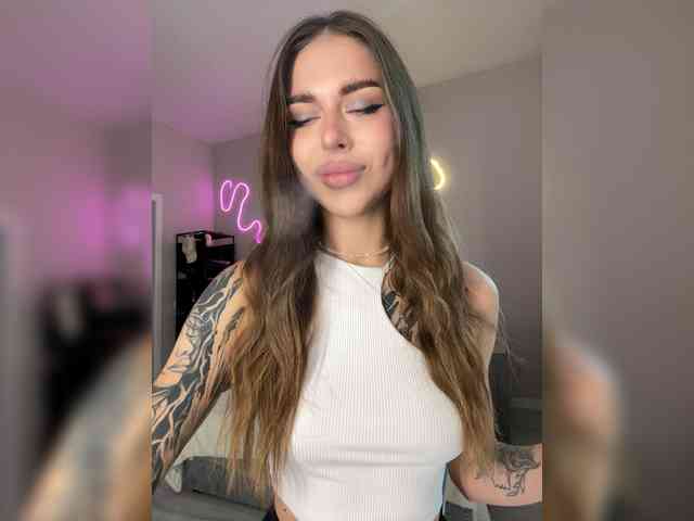 -Aperol- Live Webcam on BongaCams