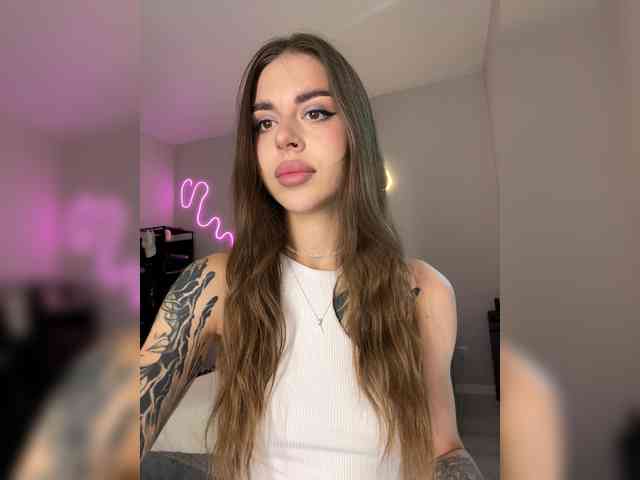 -Aperol- Live Webcam on BongaCams