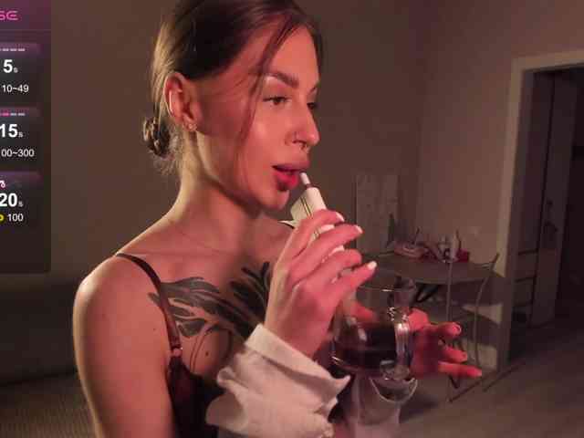 -Aperol- Live Webcam on BongaCams