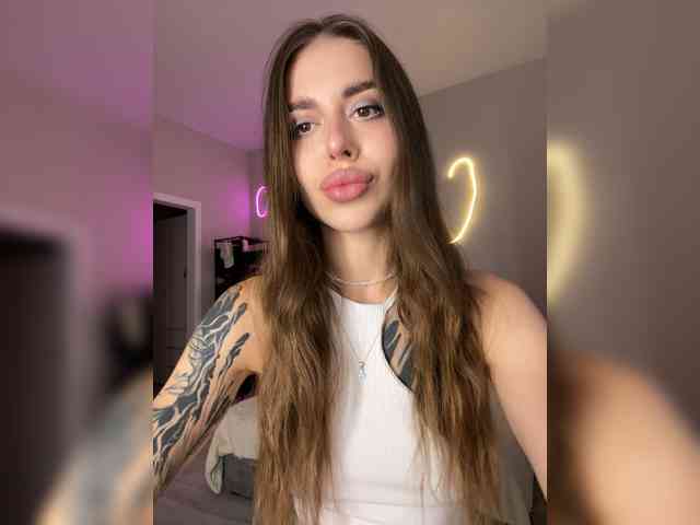 -Aperol- Live Webcam on BongaCams
