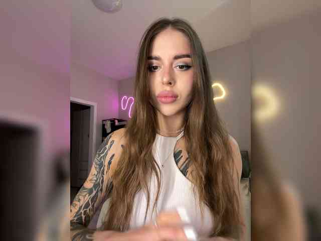 -Aperol- Live Webcam on BongaCams