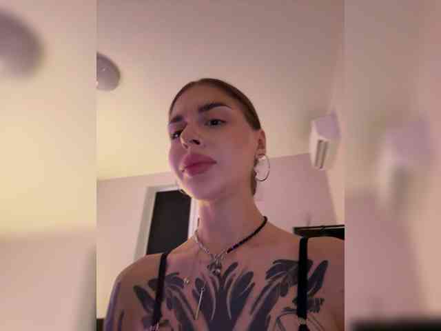Kris- webcam