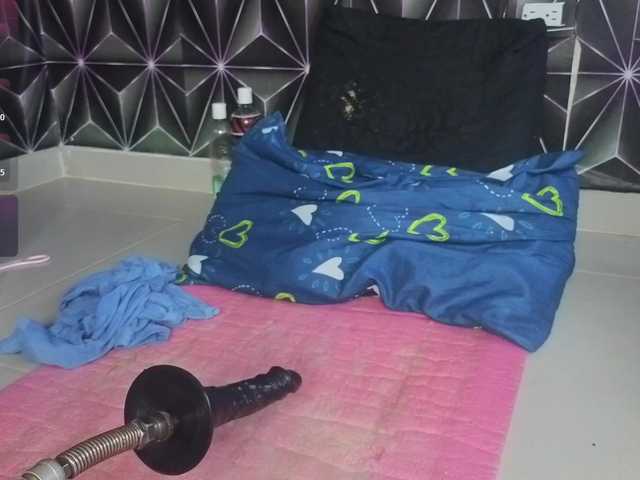 Megann9 live cam on BongaCams