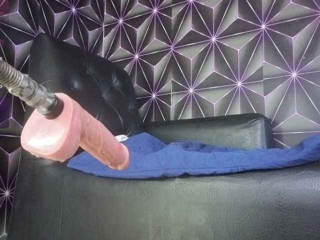 Megann9 live cam on BongaCams