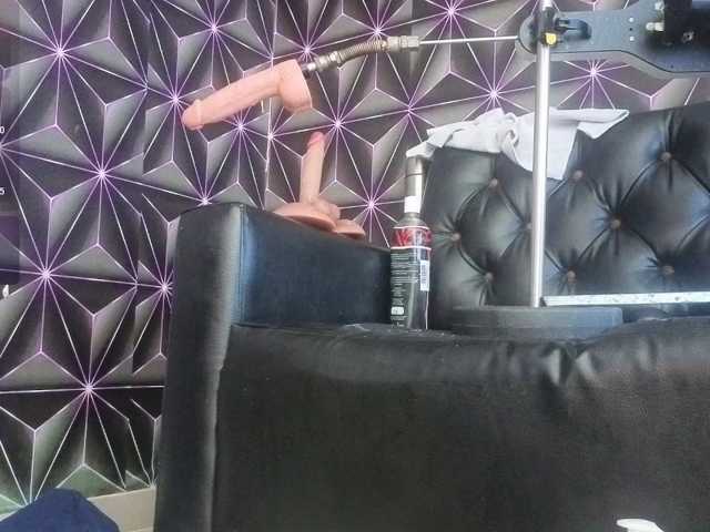 Megann9 live cam on BongaCams