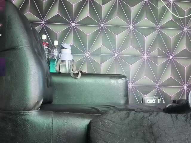Megann9 live cam on BongaCams