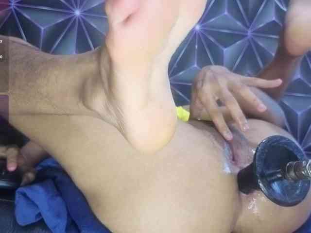 Megann9 webcam