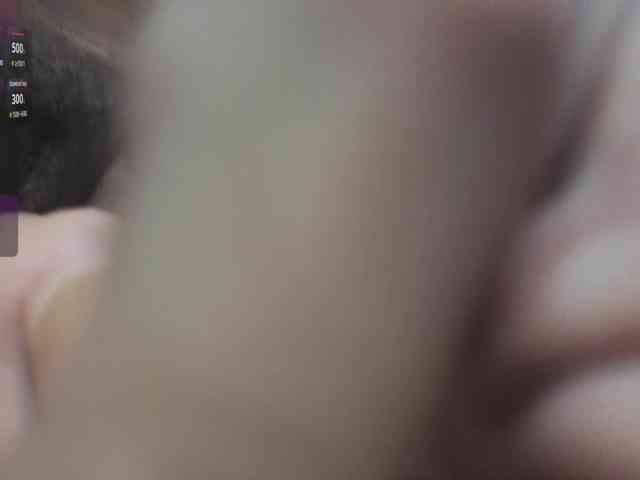 Megann9 webcam
