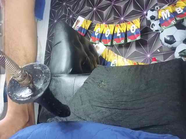 Megann9 webcam