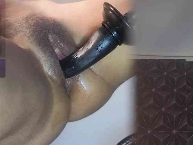 Megann9 webcam
