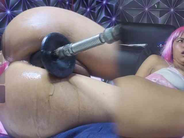 Megann9 webcam