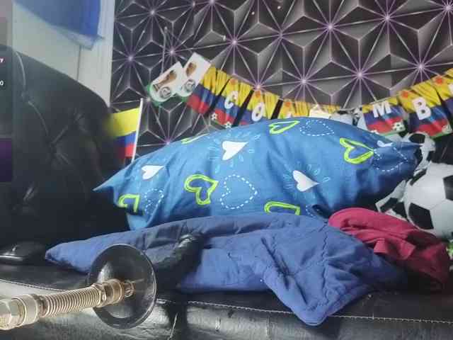 Megann9 webcam