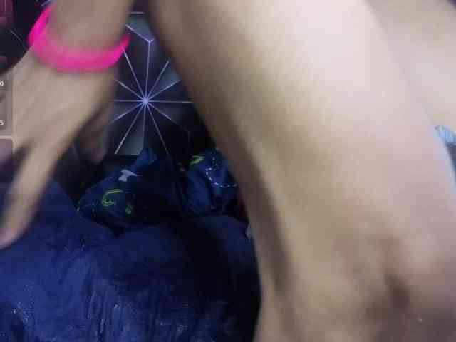 Megann9 webcam
