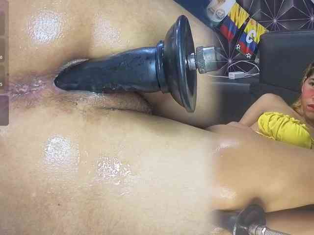 Megann9 webcam