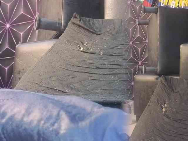 Megann9 webcam