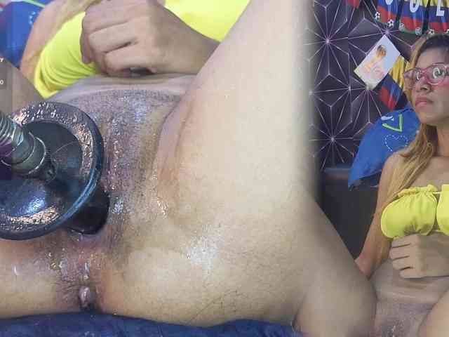 Megann9 webcam