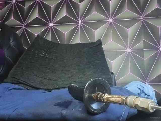 Megann9 webcam