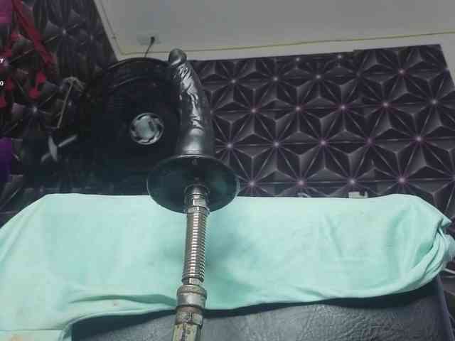 Megann9 webcam