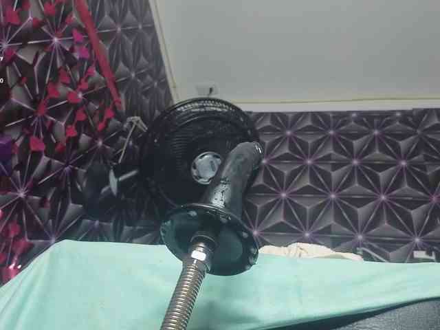 Megann9 webcam