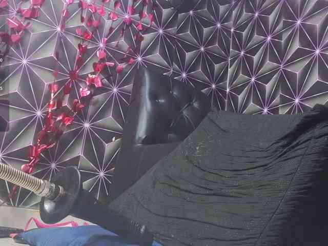 Megann9 webcam
