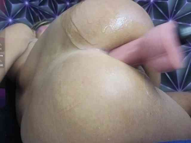 Megann9 webcam