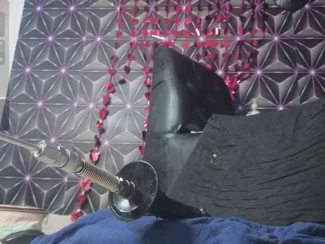 Megann9 webcam