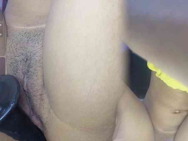 Megann9 webcam