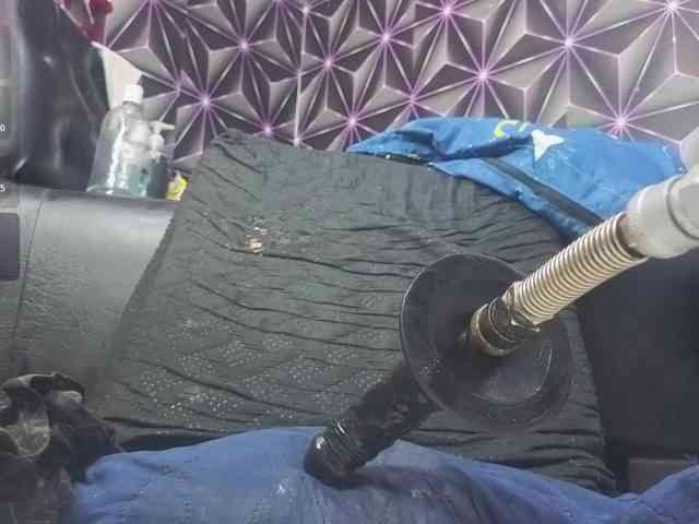 Megann9 webcam