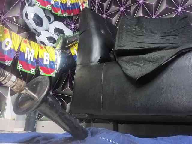 Megann9 webcam
