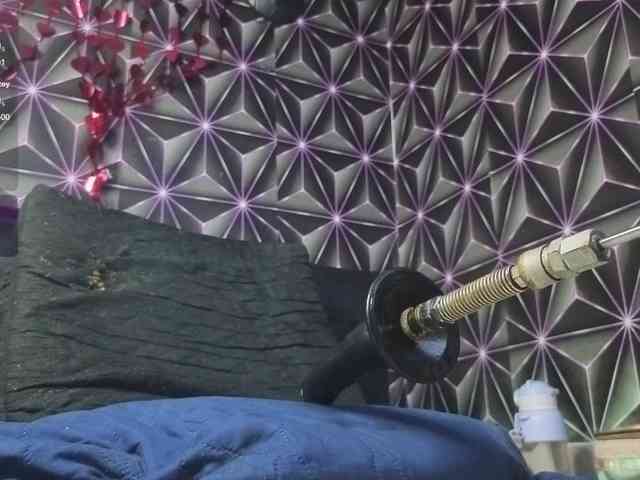 Megann9 webcam
