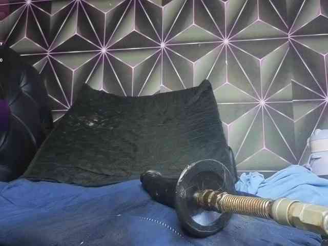 Megann9 webcam