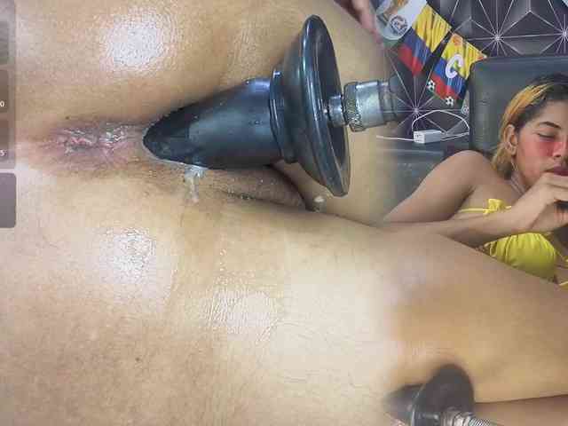 Megann9 webcam