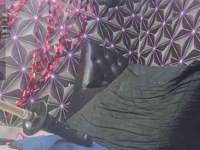 Megann9 webcam