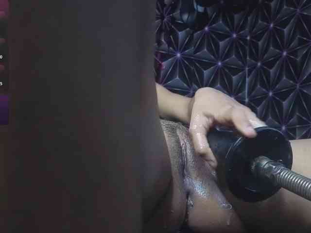 Megann9 webcam