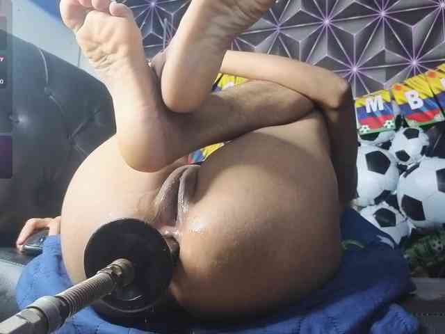 Megann9 webcam