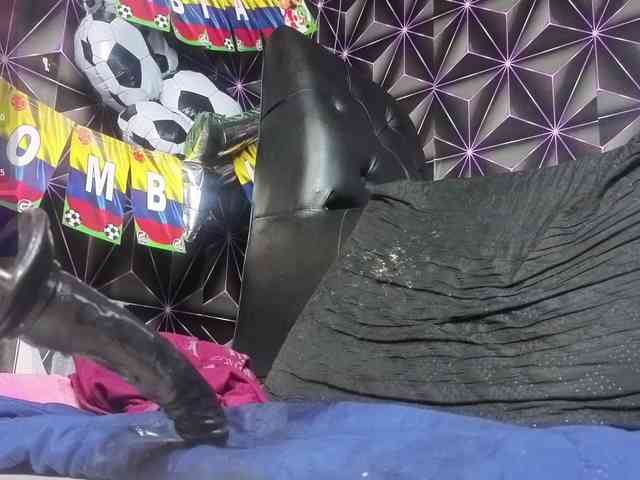 Megann9 webcam