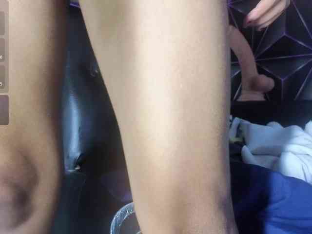 Megann9 webcam