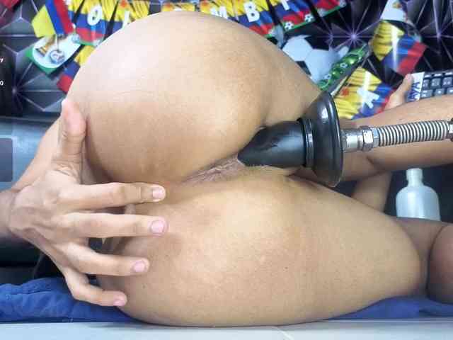 Megann9 webcam
