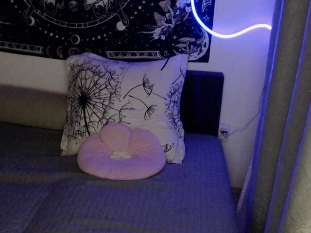 RacyRoby live cam on BongaCams
