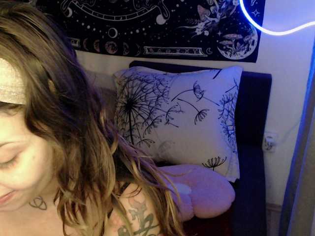 RacyRoby live cam on BongaCams