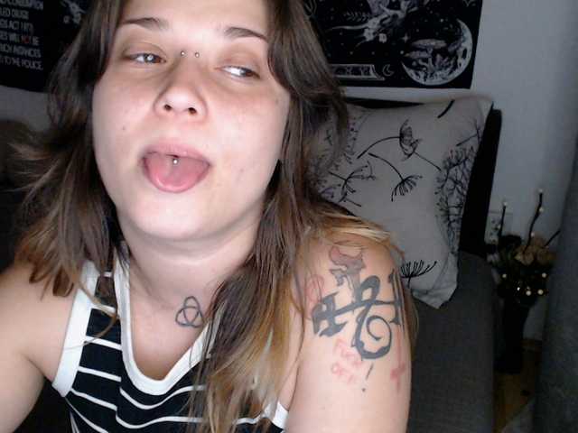 RacyRoby live cam on BongaCams