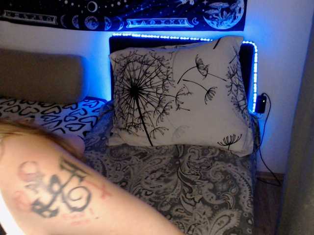 RacyRoby live cam on BongaCams