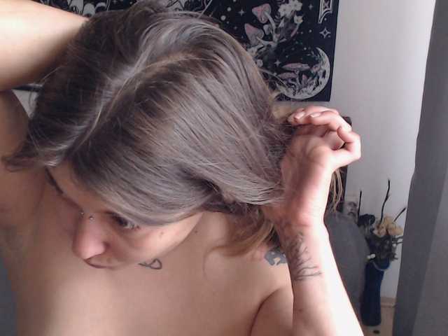 RacyRoby live cam on BongaCams