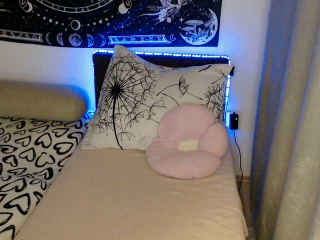 RacyRoby live cam on BongaCams