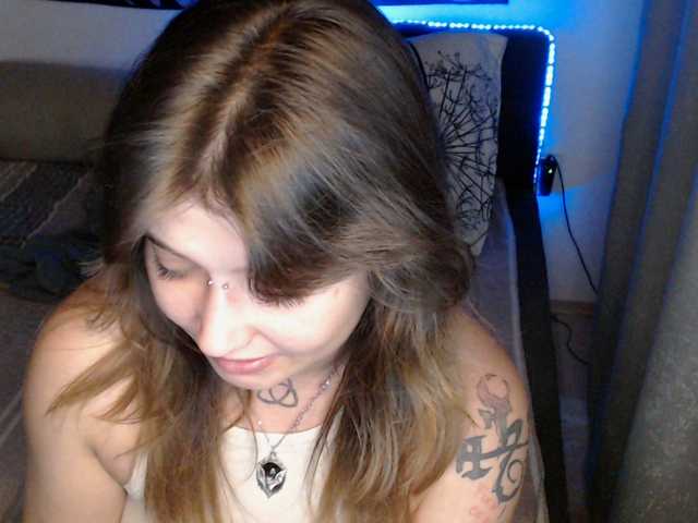 RacyRoby live cam on BongaCams