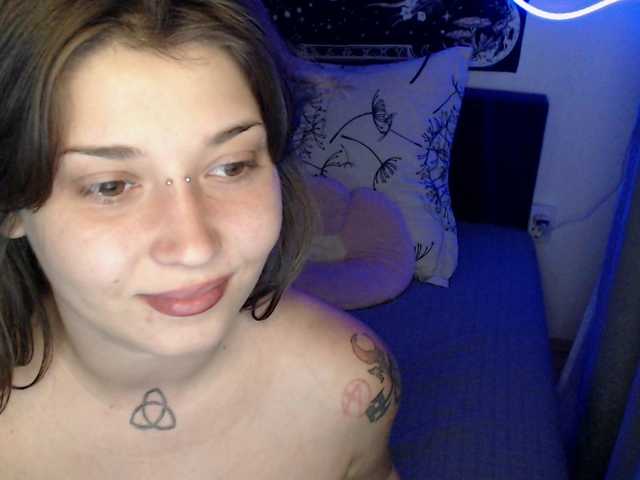RacyRoby live cam on BongaCams