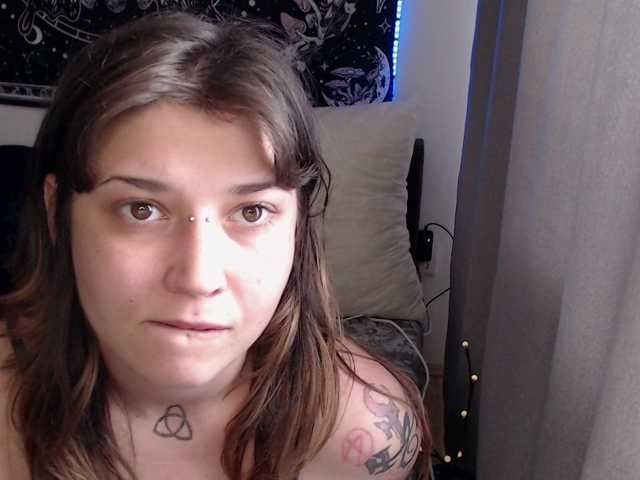 RacyRoby live cam on BongaCams